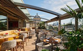 Me Hotel London